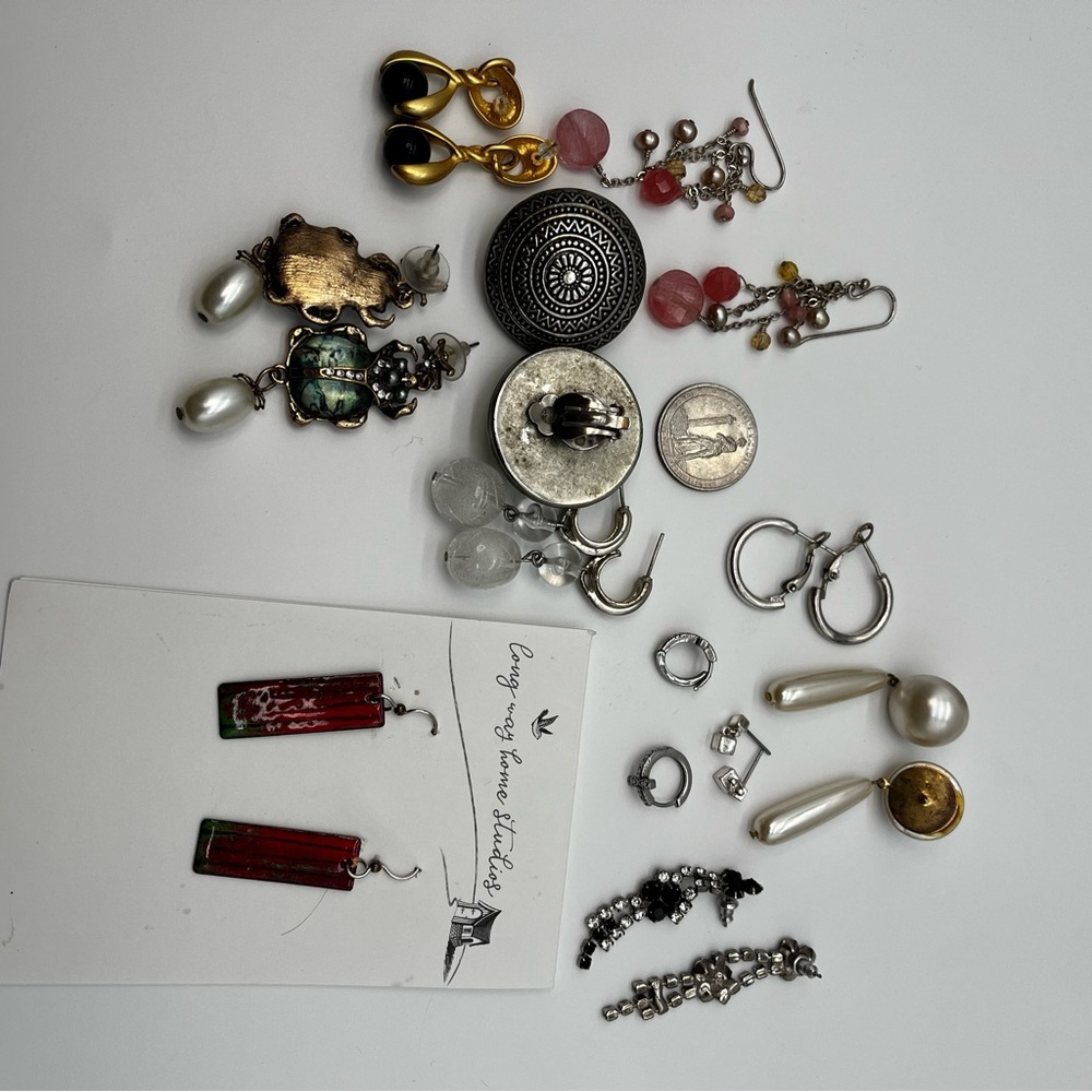 Lot of Elegant Earrings 11 Pair - Picture 2 of 6